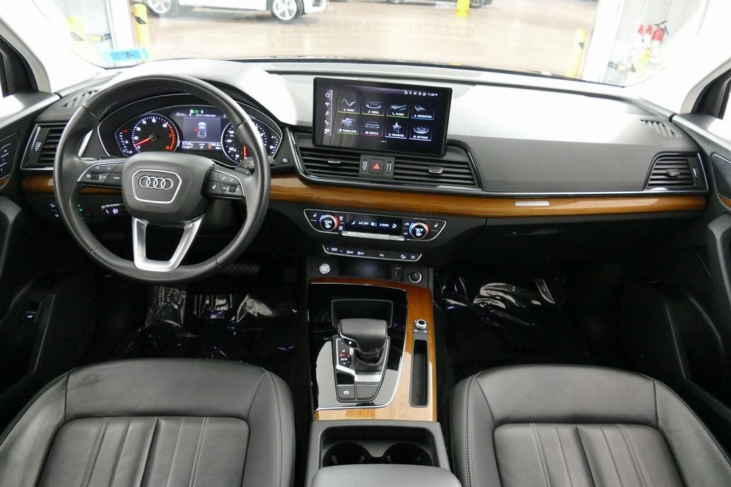 2023 Audi Q5 45 S line Premium quattro