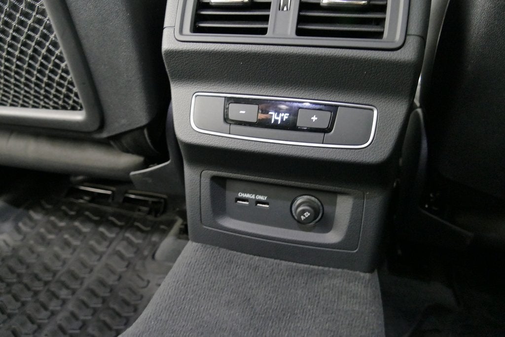 2023 Audi Q5 45 S line Premium quattro