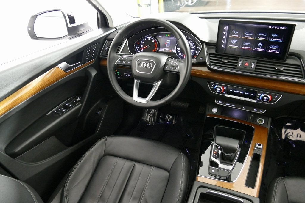 2022 Audi Q5 45 S line Premium quattro