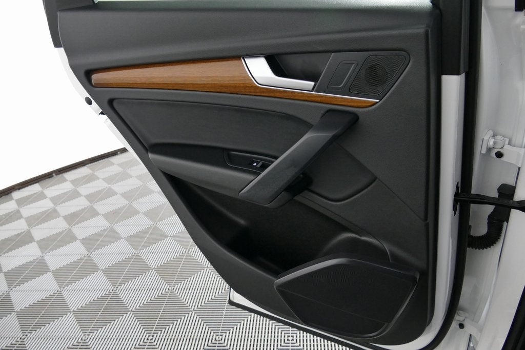 2022 Audi Q5 45 S line Premium quattro