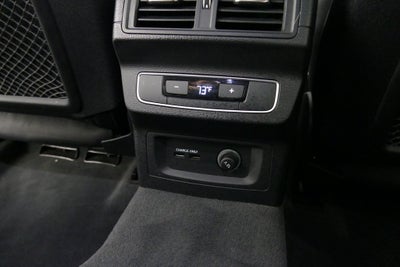 2022 Audi Q5 45 S line Premium quattro
