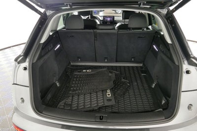 2024 Audi Q5 45 S line Premium quattro