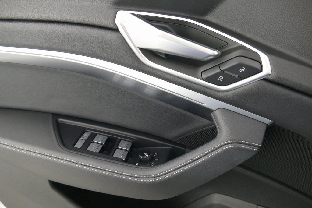 2023 Audi e-tron Premium Plus quattro