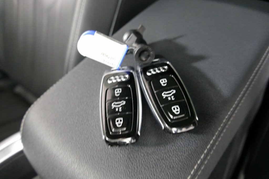 2023 Audi e-tron Premium Plus quattro