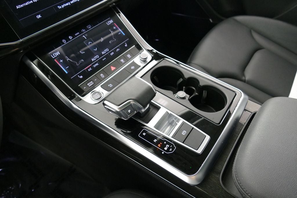 2023 Audi Q7 45 Premium Plus quattro
