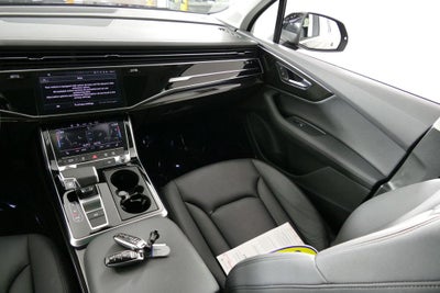 2023 Audi Q7 45 Premium Plus quattro