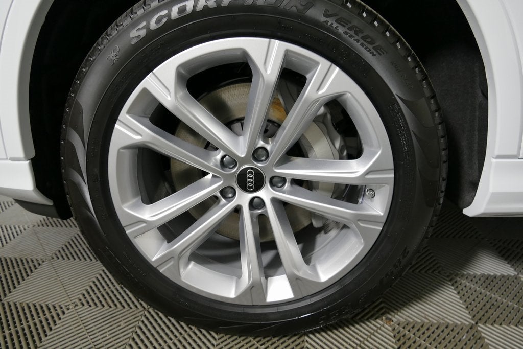 2026 Audi Q7 45 Premium Plus quattro