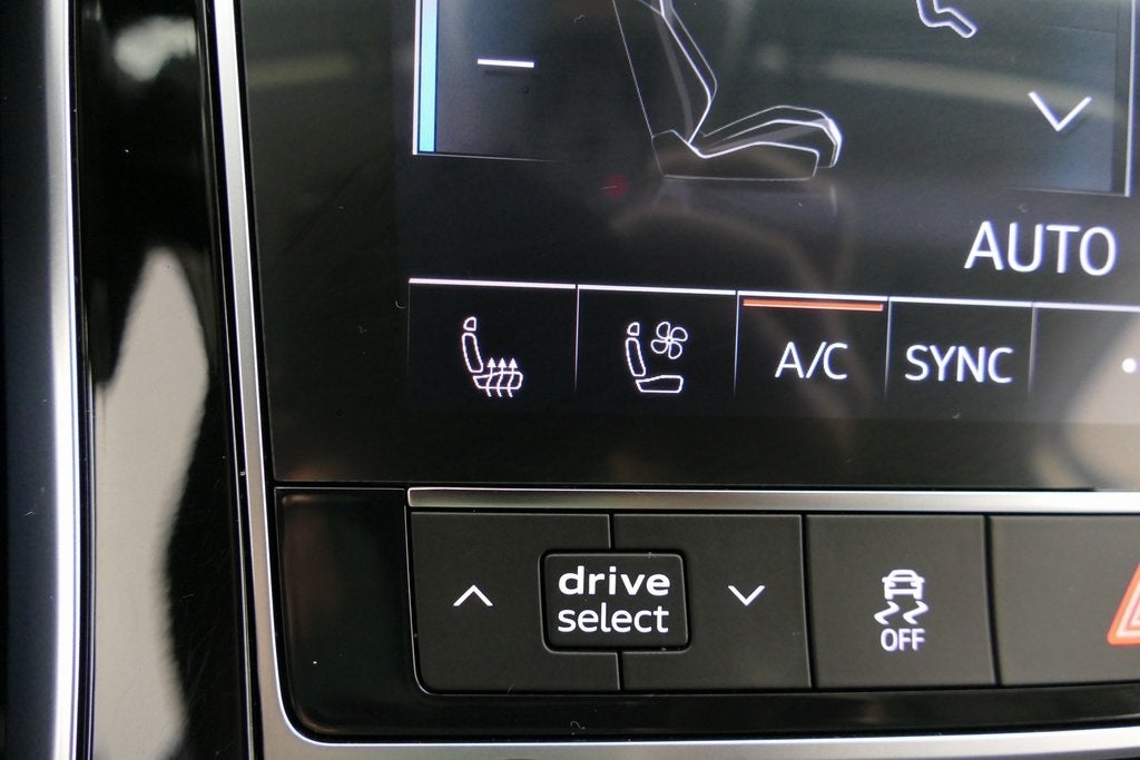 2023 Audi Q7 45 Premium Plus quattro