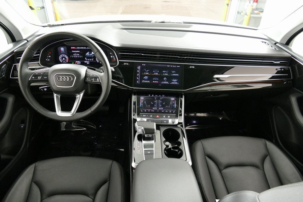 2023 Audi Q7 45 Premium Plus quattro