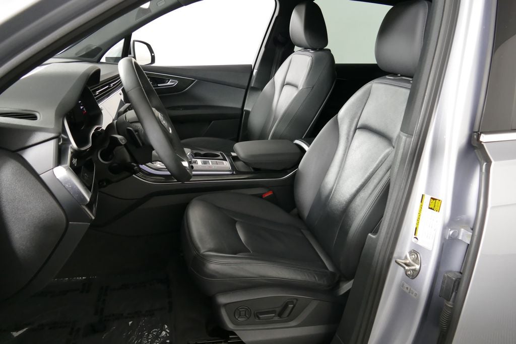 2021 Audi Q7 45 Premium Plus quattro