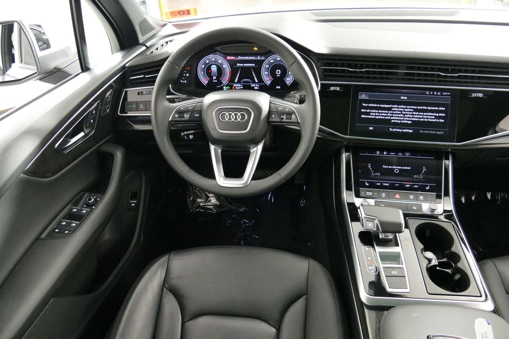 2021 Audi Q7 45 Premium Plus quattro