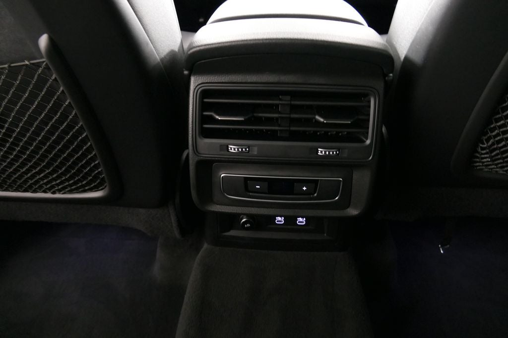 2021 Audi Q7 45 Premium Plus quattro