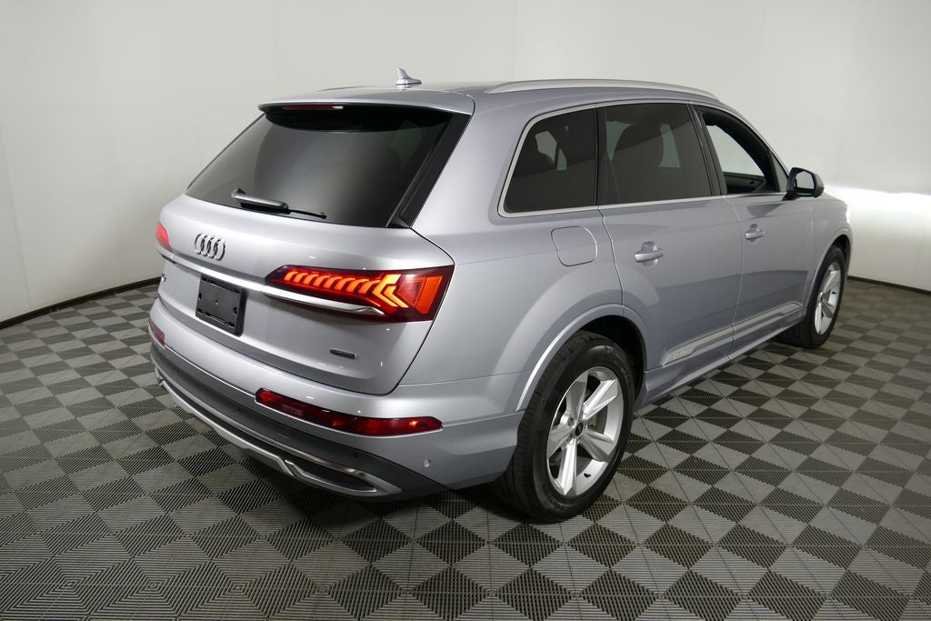 2021 Audi Q7 45 Premium Plus quattro