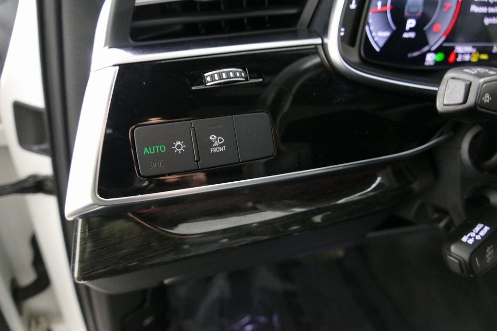 2022 Audi Q7 45 Premium Plus quattro