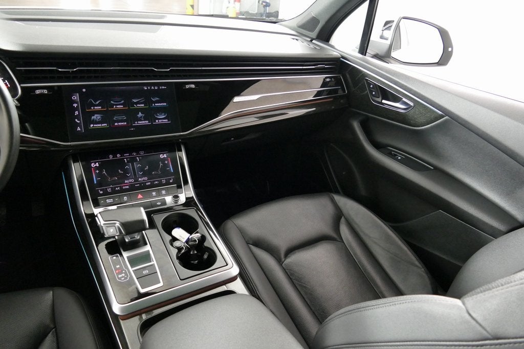 2022 Audi Q7 45 Premium Plus quattro