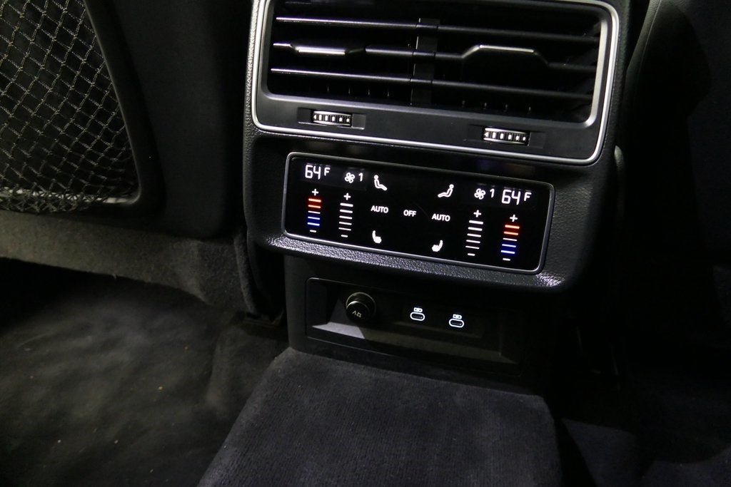 2022 Audi Q7 45 Premium Plus quattro