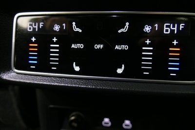 2022 Audi Q7 45 Premium Plus quattro