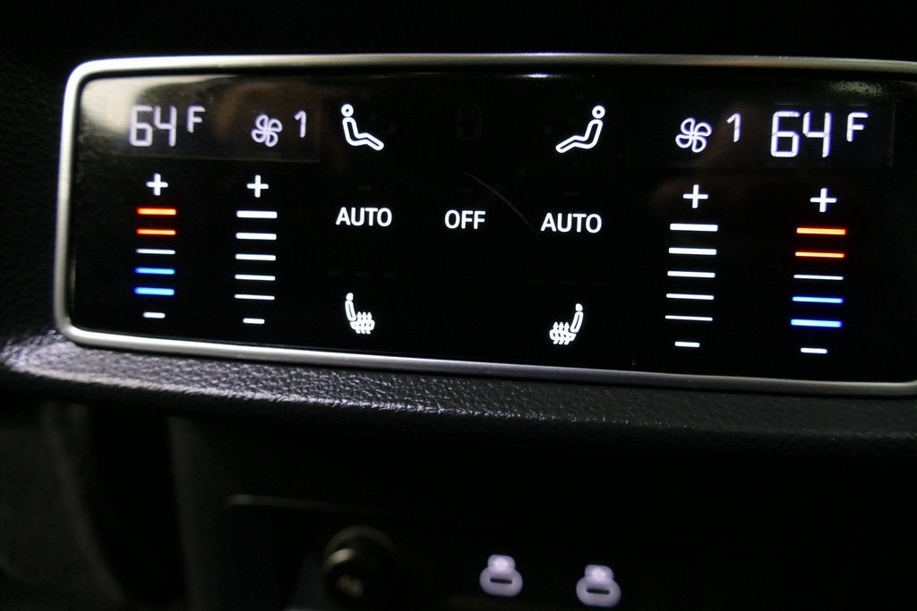 2022 Audi Q7 45 Premium Plus quattro