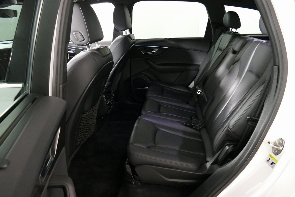 2022 Audi Q7 45 Premium Plus quattro