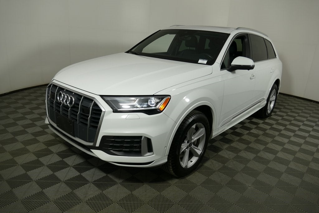 2022 Audi Q7 45 Premium Plus quattro