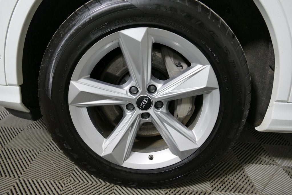 2022 Audi Q7 45 Premium Plus quattro