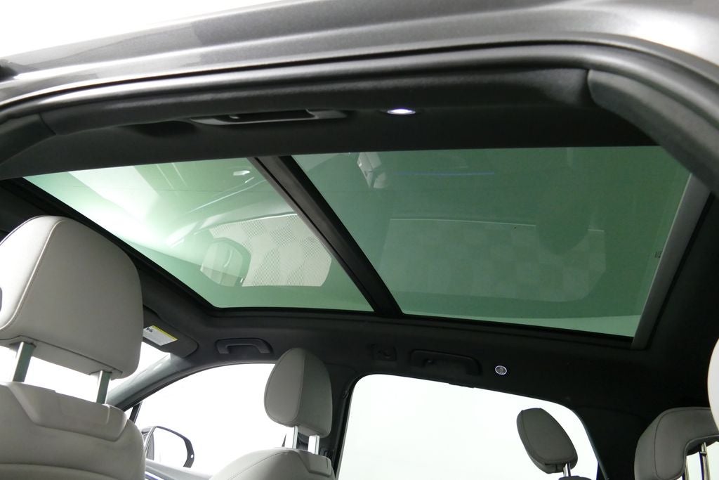 2022 Audi Q7 45 Premium Plus quattro