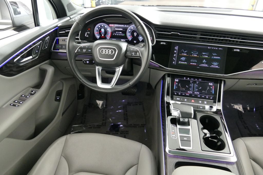2022 Audi Q7 45 Premium Plus quattro