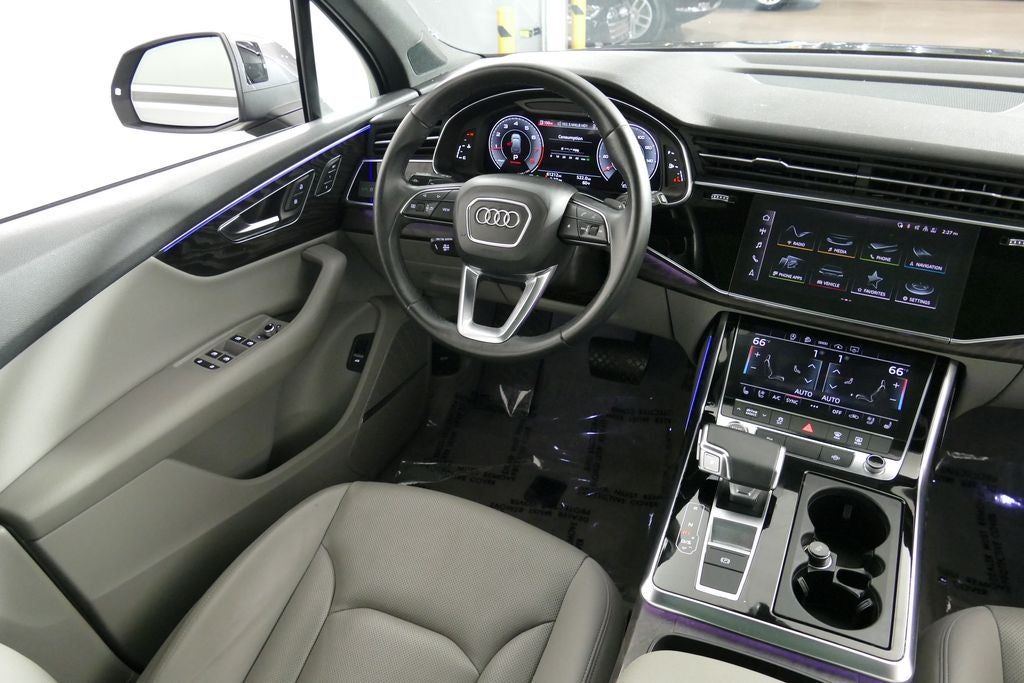 2022 Audi Q7 45 Premium Plus quattro
