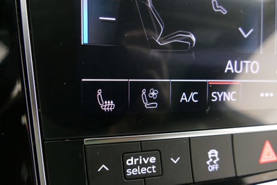 2022 Audi Q7 45 Premium Plus quattro