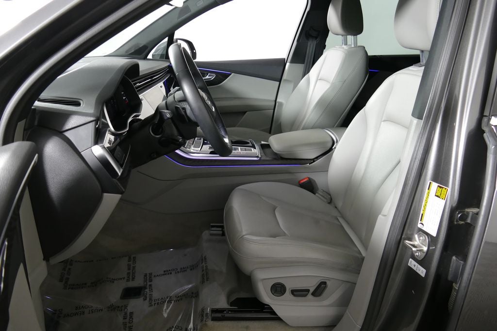 2022 Audi Q7 45 Premium Plus quattro