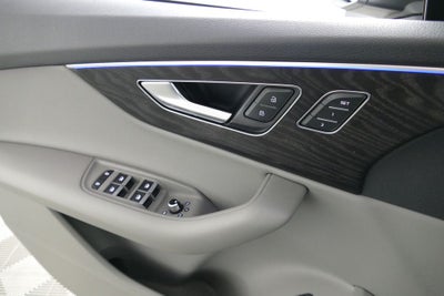 2022 Audi Q7 45 Premium Plus quattro