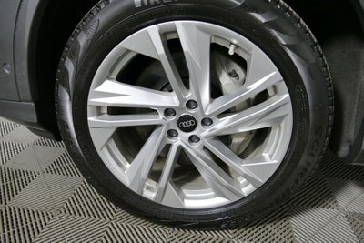 2022 Audi Q7 45 Premium Plus quattro