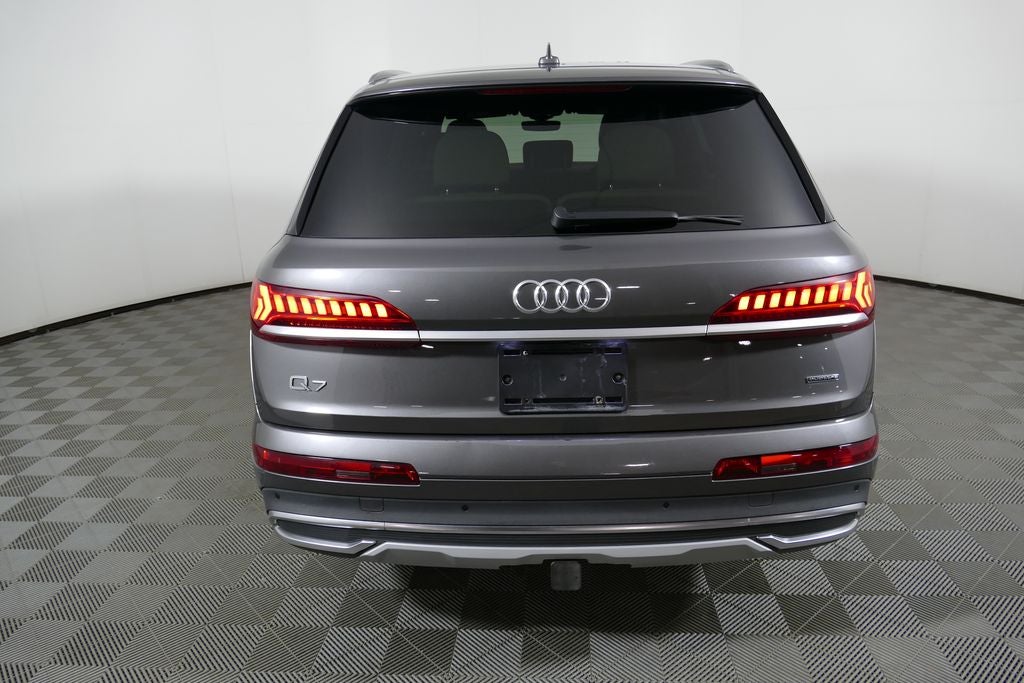 2022 Audi Q7 45 Premium Plus quattro