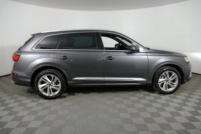 2022 Audi Q7 45 Premium Plus quattro