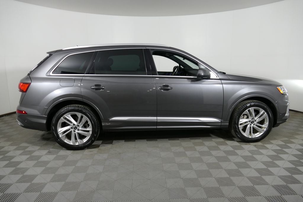 2022 Audi Q7 45 Premium Plus quattro