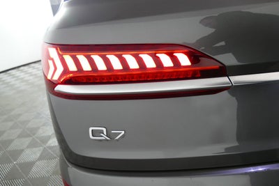 2022 Audi Q7 45 Premium Plus quattro