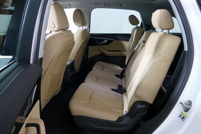 2022 Audi Q7 45 Premium Plus quattro