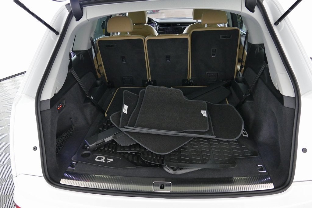 2022 Audi Q7 45 Premium Plus quattro