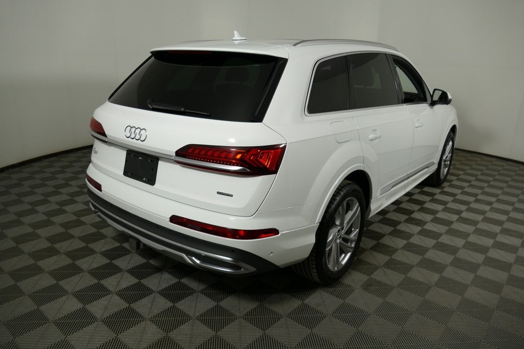 2022 Audi Q7 45 Premium Plus quattro