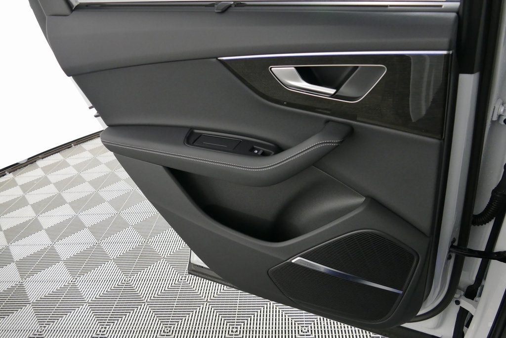 2026 Audi Q7 55 Premium Plus quattro