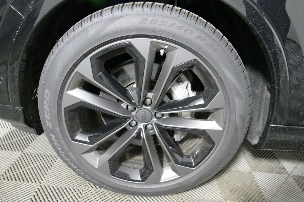 2026 Audi Q7 55 Premium Plus quattro