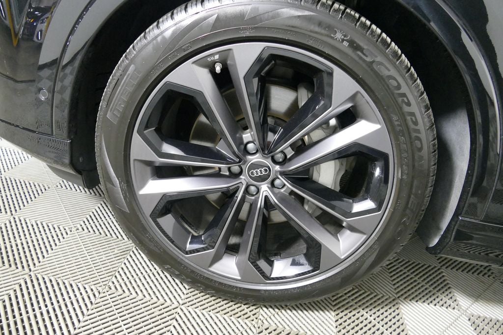 2026 Audi Q7 55 Premium Plus quattro