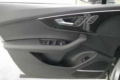 2025 Audi Q7 55 Premium Plus quattro