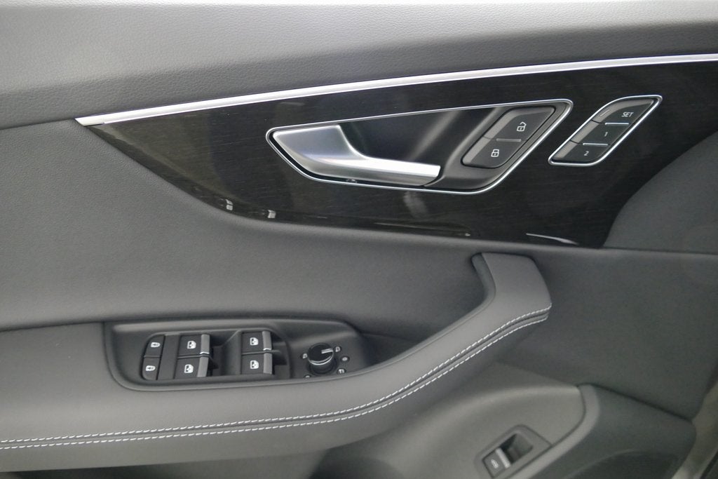 2026 Audi Q7 55 Premium Plus quattro