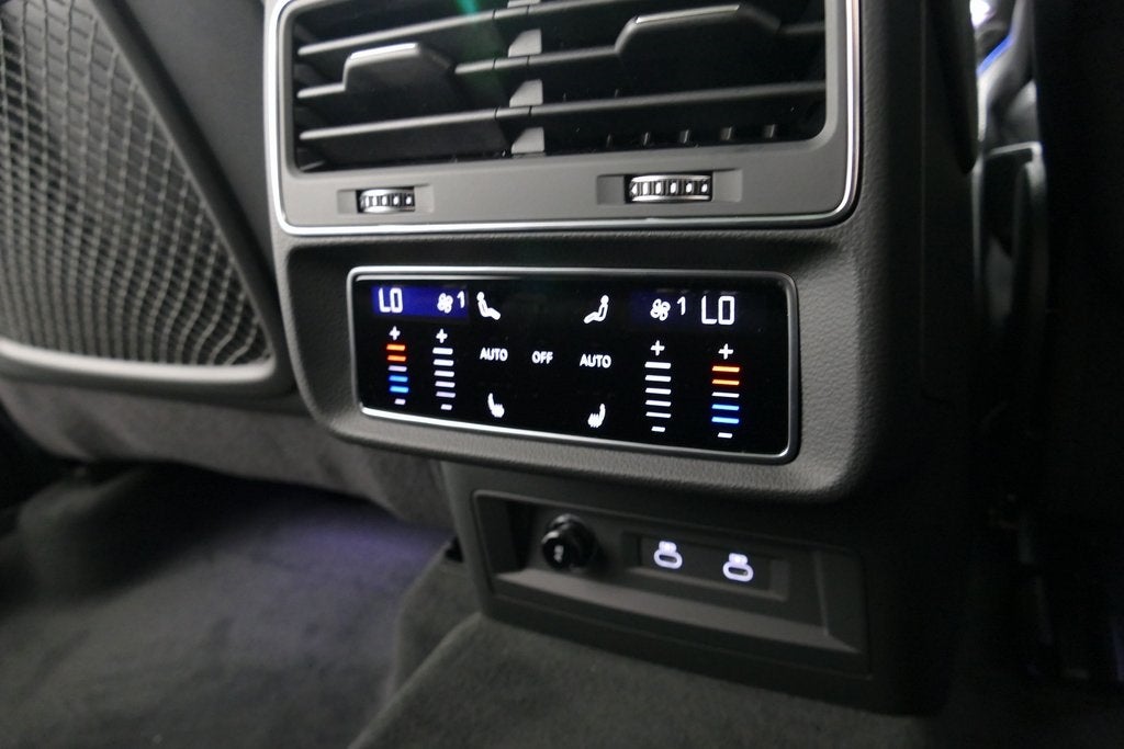 2025 Audi Q7 55 Premium Plus quattro