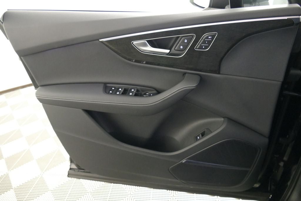 2026 Audi Q7 55 Premium Plus quattro