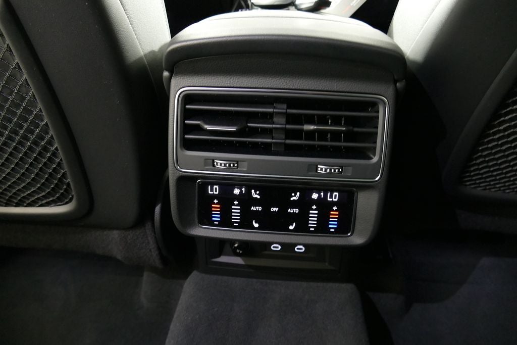 2026 Audi Q7 55 Premium Plus quattro