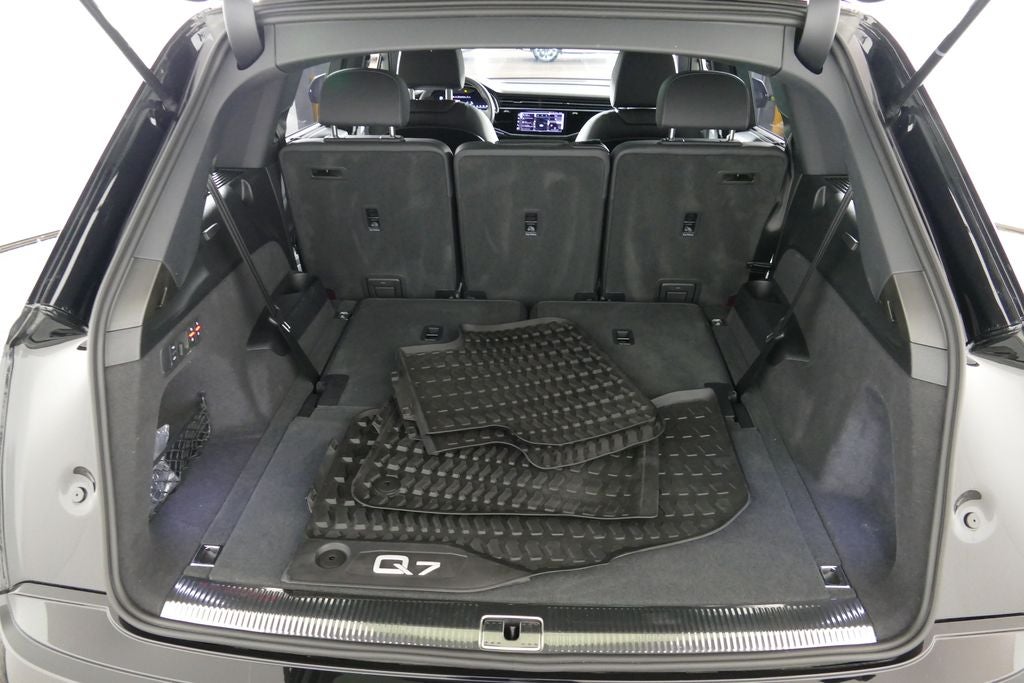 2026 Audi Q7 55 Premium Plus quattro
