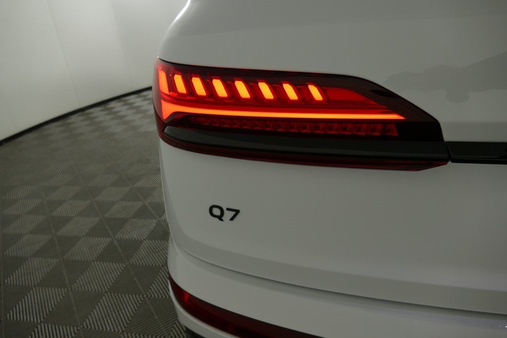 2026 Audi Q7 55 Premium Plus quattro