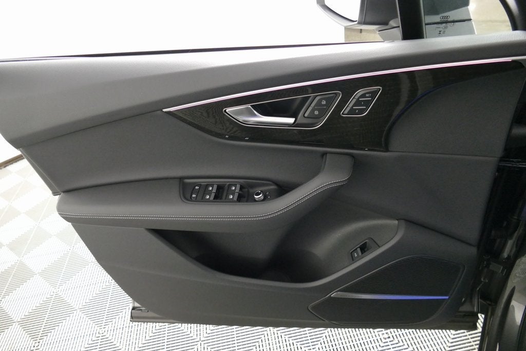 2025 Audi Q7 55 Premium Plus quattro